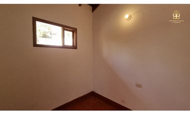 SE VENDE CASA EN LA CALERA