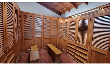 SE VENDE CASA EN LA CALERA