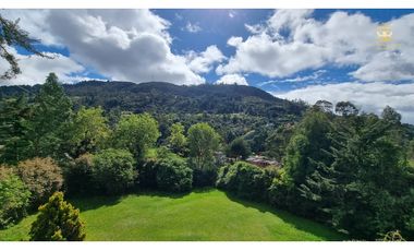 SE VENDE CASA EN LA CALERA