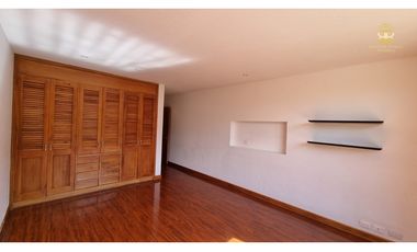SE VENDE CASA EN LA CALERA