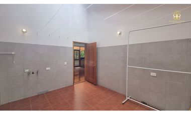 SE VENDE CASA EN LA CALERA