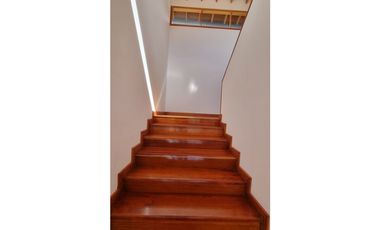 SE VENDE CASA EN LA CALERA