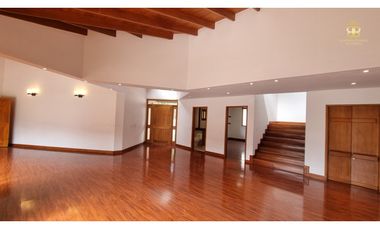 SE VENDE CASA EN LA CALERA