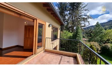 SE VENDE CASA EN LA CALERA