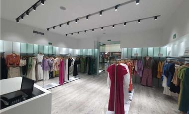 Local en Venta en el Centro Comercial Caribe Plaza