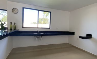 Casa residencial en venta zona de Conkal de 2 recámaras