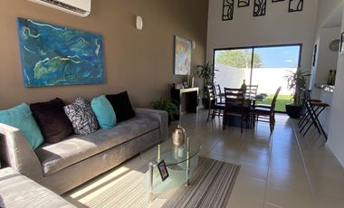 Casa residencial en venta zona de Conkal de 2 recámaras