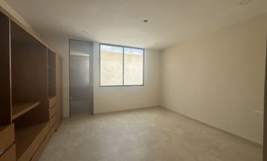 Casa de 4 recámaras en venta en Temozón norte