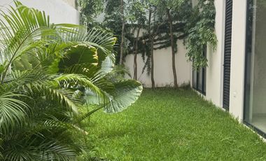 Casa de 4 recámaras en venta en Temozón norte