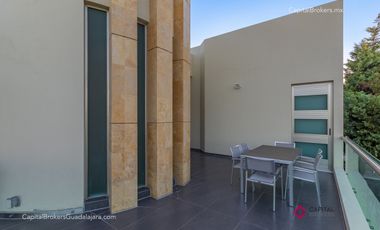 Casa de lujo en venta con elevador Olivos residencial  zona Tec