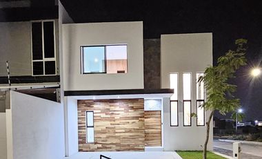 AMPLIA RESIDENCIA DE 3 RECÁMARAS EN ESQUINA EN ZONA NORTE DE COLIMA