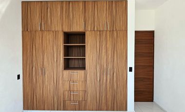 AMPLIA RESIDENCIA DE 3 RECÁMARAS EN ESQUINA EN ZONA NORTE DE COLIMA