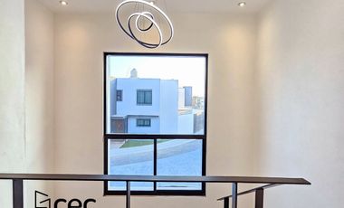 AMPLIA RESIDENCIA DE 3 RECÁMARAS EN ESQUINA EN ZONA NORTE DE COLIMA