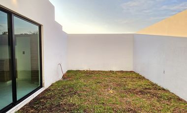AMPLIA RESIDENCIA DE 3 RECÁMARAS EN ESQUINA EN ZONA NORTE DE COLIMA