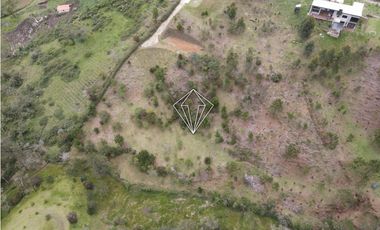 Venta de lote en exclusivo sector de El Retiro