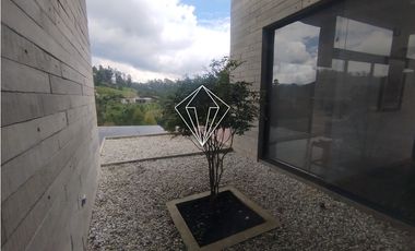 Venta de finca en exclusivo sector de El Retiro