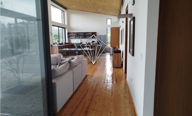 Venta de finca en exclusivo sector de El Retiro