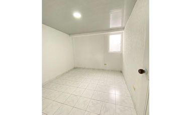 SE ARRIENDA APARTAMENTO EN TERCER PISO BARRIO ENTRE ROS TULU.
