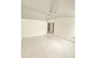 SE ARRIENDA APARTAMENTO EN TERCER PISO BARRIO ENTRE ROS TULU.