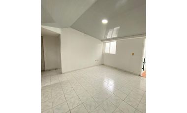 SE ARRIENDA APARTAMENTO EN TERCER PISO BARRIO ENTRE ROS TULU.