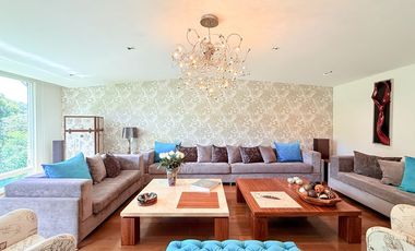 Casa remodelada con terraza y jardín en La  Herradura