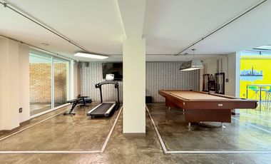 Casa remodelada con terraza y jardín en La  Herradura