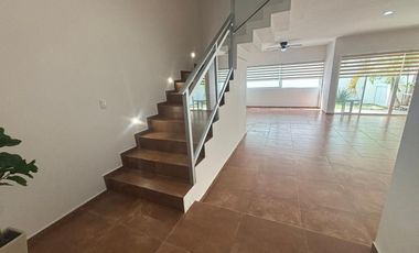 CASA EN VENTA  EN RESIDENCIAL AQUA- CANCUN