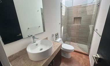 CASA EN VENTA  EN RESIDENCIAL AQUA- CANCUN