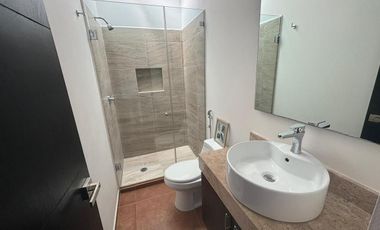 CASA EN VENTA  EN RESIDENCIAL AQUA- CANCUN