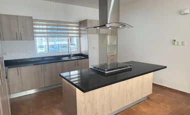 CASA EN VENTA  EN RESIDENCIAL AQUA- CANCUN