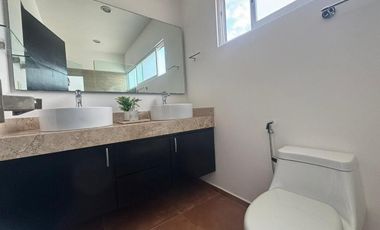 CASA EN VENTA  EN RESIDENCIAL AQUA- CANCUN