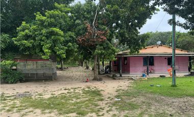 FINCA EN VENTA EN POLONUEVO