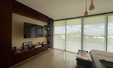 SE RENTA DEPARTAMENTO PH 3 RECAMARAS TEMOZON NORTE MERIDA YUCATAN