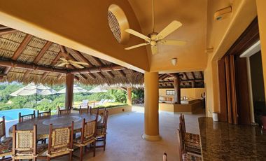 Residencia en Venta Arcano Ixtapa con playa exclusiva del condominio exclusiva