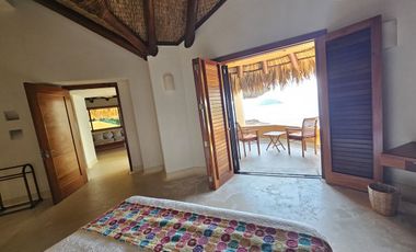 Residencia en Venta Arcano Ixtapa con playa exclusiva del condominio exclusiva