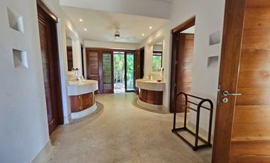 Residencia en Venta Arcano Ixtapa con playa exclusiva del condominio exclusiva