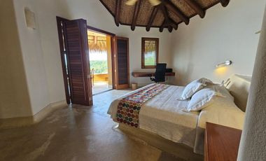 Residencia en Venta Arcano Ixtapa con playa exclusiva del condominio exclusiva