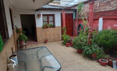 Se Vende Casa Central en Calle Calderón, Rancagua