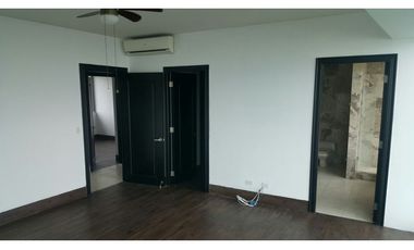 ALQUILO/VENDO GRANDE VISTA MAR OCEAN TWO C. ESTE