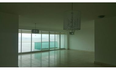 ALQUILO/VENDO GRANDE VISTA MAR OCEAN TWO C. ESTE