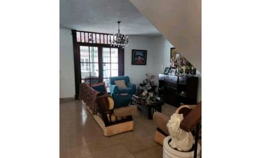 CASA DUPLEX EN COCO DEL MAR  4REC 3B AMOBLADA 299M2