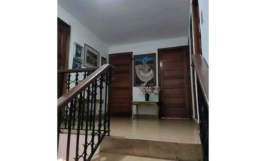 CASA DUPLEX EN COCO DEL MAR  4REC 3B AMOBLADA 299M2