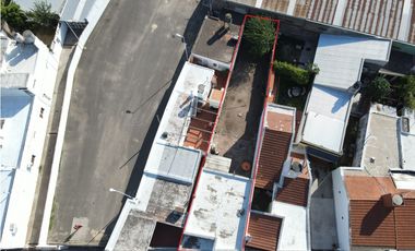 Venta casa a refaccionar dos dormitorios Zona Churruarin y Ayacucho