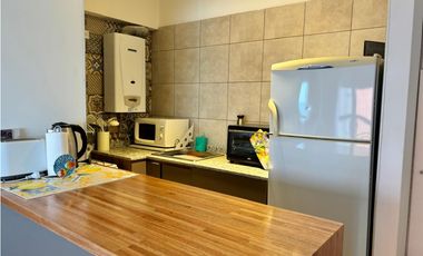 Departamento 2 amb con espacio cochera. Zona Varese