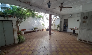 CASA  PH FRENTE CALLE MADARIAGA