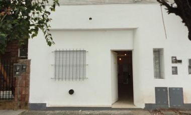 ALQUILER DE CASA EN Martin Coronado