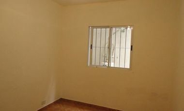 ALQUILER DE CASA EN Martin Coronado