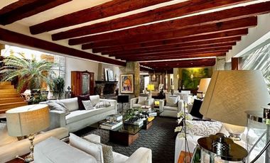 SANTA FE EN PRIVADA CASA AMUEBLADA CON JARDÍN EN VENTA