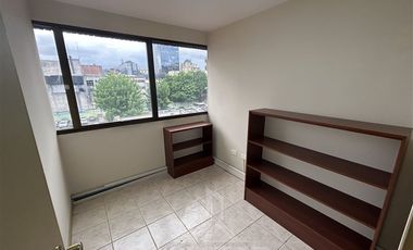Oficina en Venta en COD38050 Bulnes con Bello