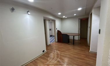 Oficina en Venta en COD38050 Bulnes con Bello